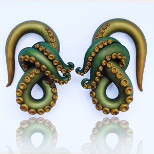Metallic Green Kraken Octopus Tentacle Gauges Handmade From Polymer Clay - Fake Gauge, 4g, 2g, 0g, 00g, 7/16&quot;, 1/2&quot;, 9/16&quot;, 5/8&quot; - Hanger