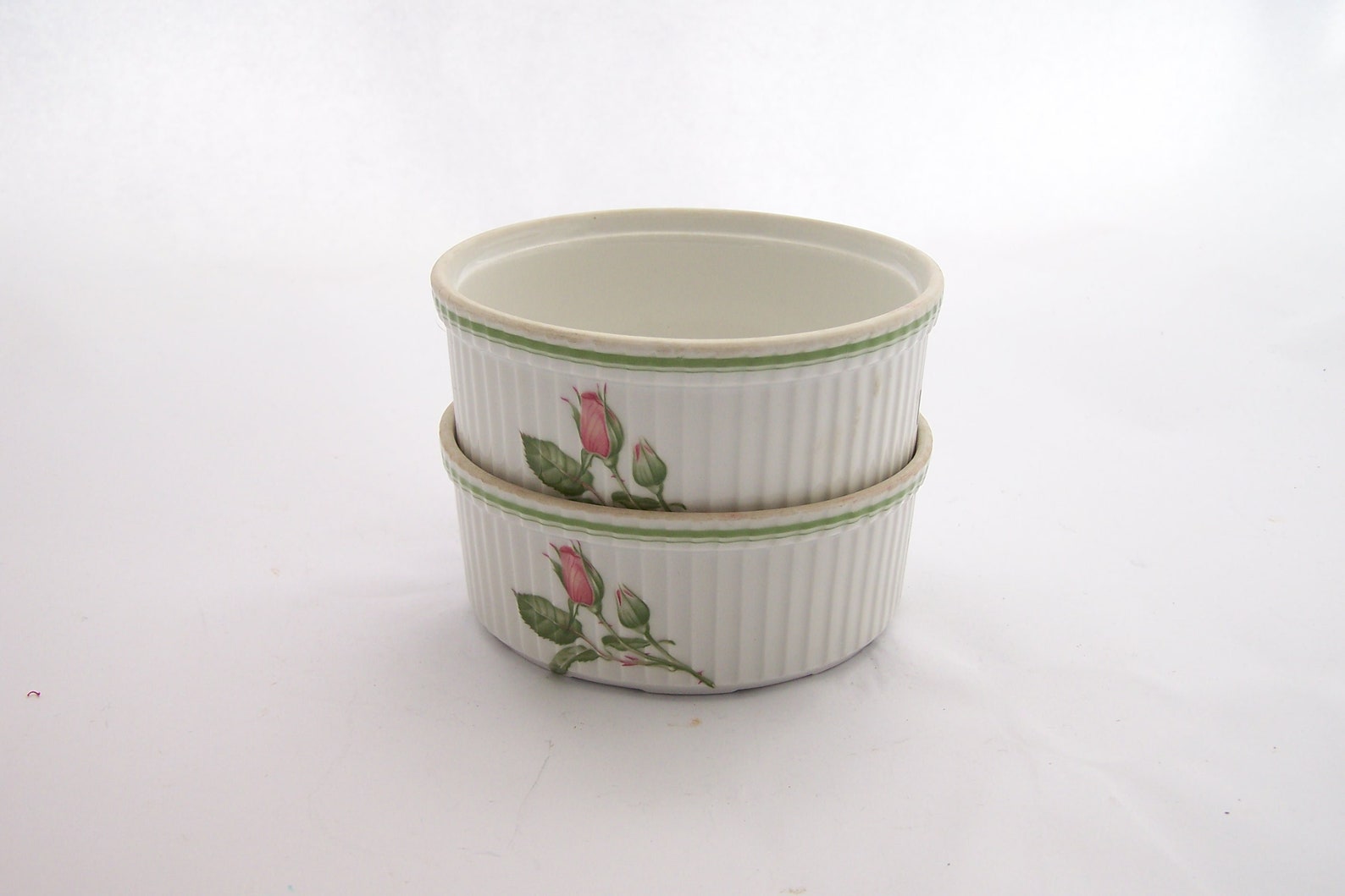 Paire de grands ramequins PORCELAINE DE PARIS décor à la rose Etsy France