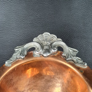 Old copper oval fruit basket with chiseled metal feet and handles French tableware 1900s image 5