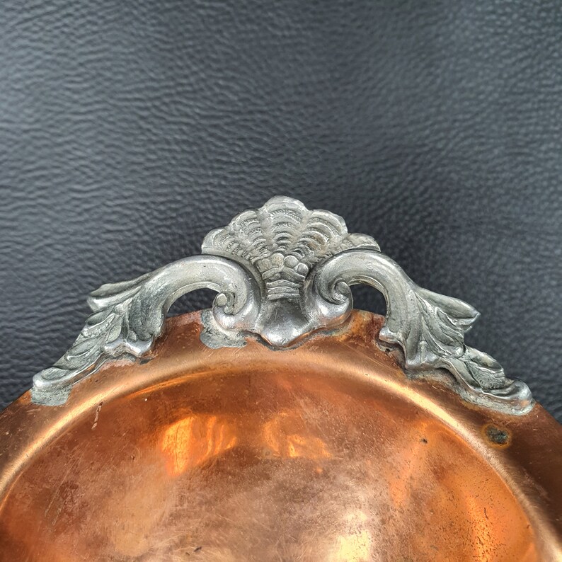 Old copper oval fruit basket with chiseled metal feet and handles French tableware 1900s image 5