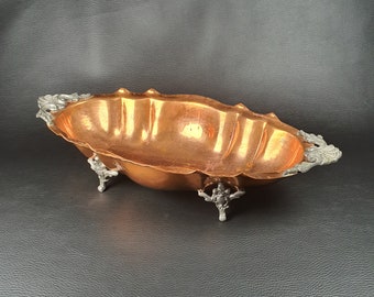 Old copper oval fruit basket with chiseled metal feet and handles | French tableware 1900s