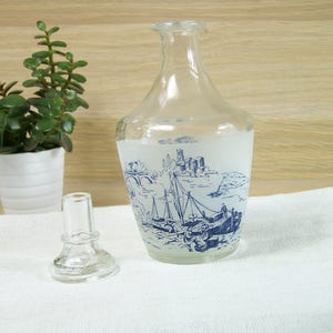 Carafe et 4 verres à liqueur décor Toile de Jouy vintage français 1960 image 5