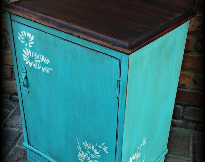 Shabby Chic Rustic Distressed Teal
