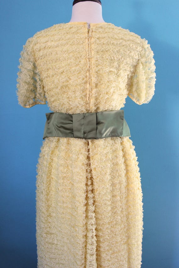 60's Prom Dress      Yellow Ruffled Lace Formal G… - image 6