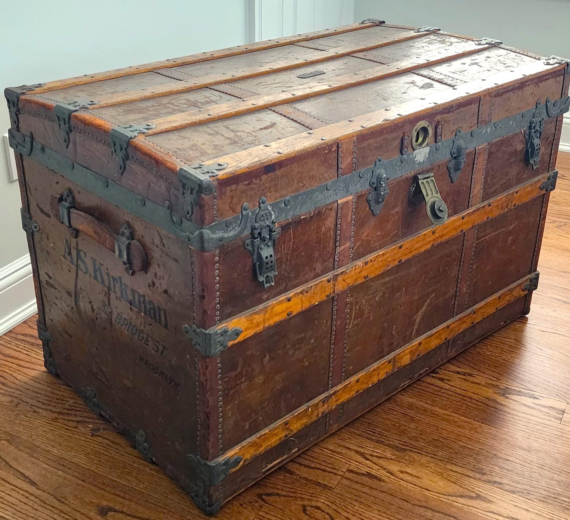 ANTIQUE Steamer Trunk Made by Crouch & Fitzgerald With 5 Removable