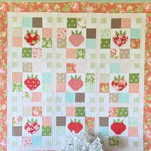 Fresh Strawberries DIGITAL PDF Quilt Pattern: wall hanging, table runner - 2 sizes
