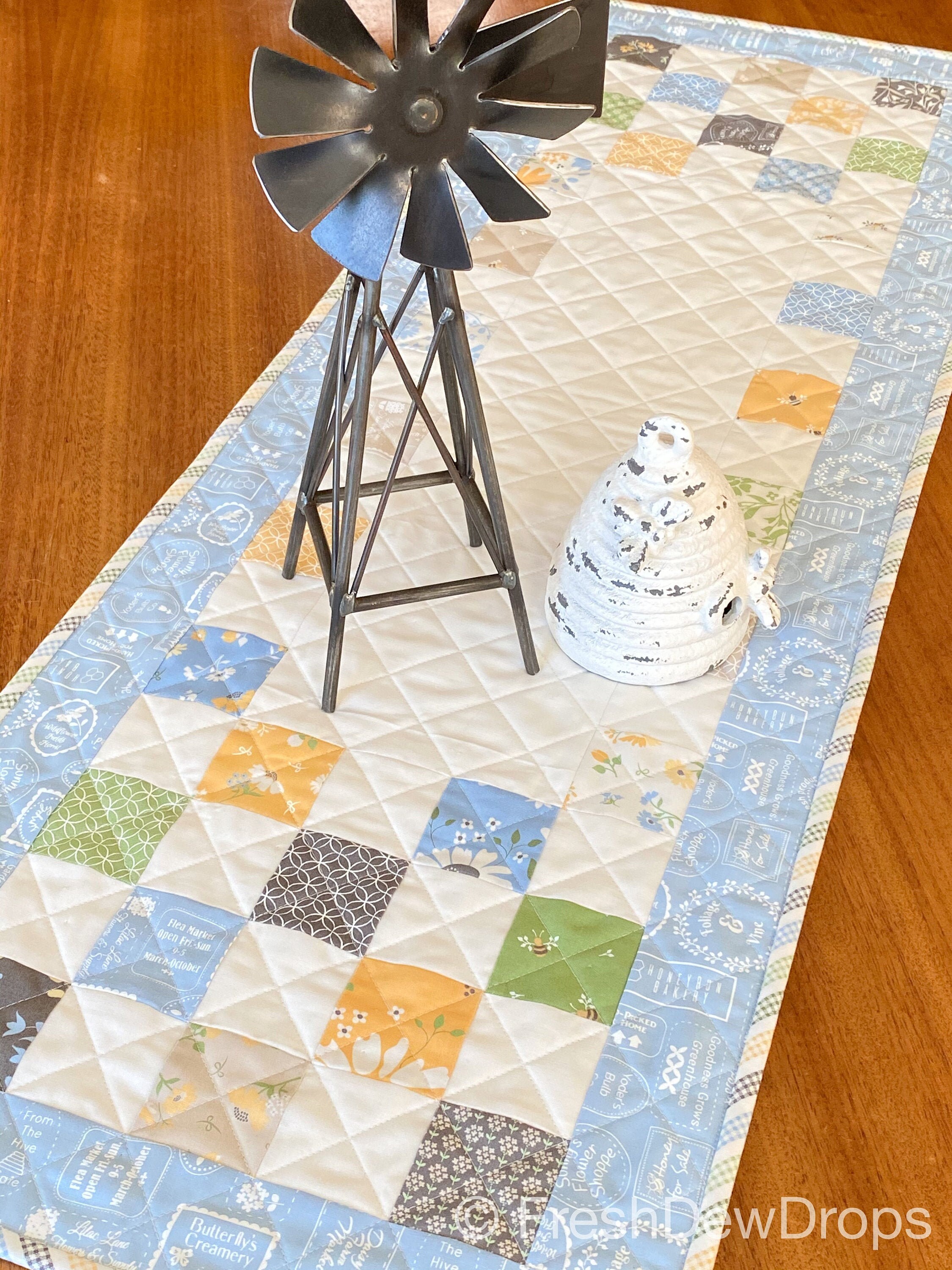 Mini Charm Fun Table PDF table runner quilt pattern/easy Etsy