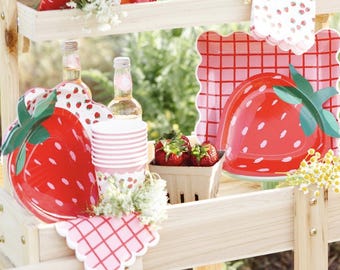 Strawberry Shape Paper Plates Fruit Themed Summer Spring Event Main Course Lunch Tableware Birthday Berry Sweet Baby Shower Garden Forest