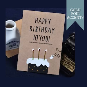 Feliz cumpleaños Tarjeta de felicitación Minimalista Rústico Marrón Kraft Bday Cake Tarjeta para esposa Mamá Amiga Abuela 20 30 50 60 Celebración de cumpleaños