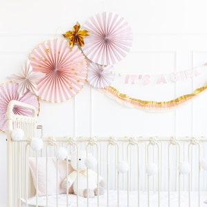 Pink Girl Decoration Cute Paper Rosette Wall Art Paper Fans Birthday Baby Shower Party Supply Newborn Decoration Pinwheel Set