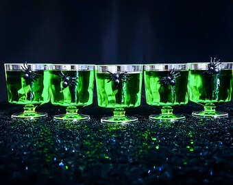 HALLOWEEN SHOT GLASSES with Spiders Horror Scary Creepy Drinkware from Reusable Plastic Trick or Treat Party Supply Tableware