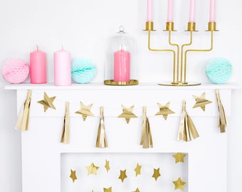 CHRISTMAS GARLAND with Stars and Tassels In Metallic Gold Cute Hanging Shimmering Banner Fireplace Mantel Decoration Backdrop Xmas