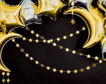New Years Star Garland Shimmering Gold Foil Star Celestial Banner Festive Garland NYE Hanging Decoration Nordic Twinkle Star Bunting