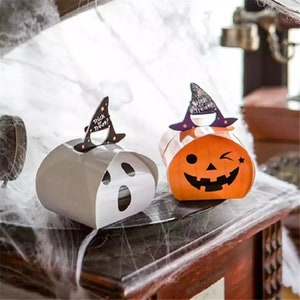 Halloween Treat Boxes Pumpkin or Ghost Treat or Treat Gift Sweets Toy Packaging Kids Birthday Party Favor Spooky Cute Foldable Paper Boxes