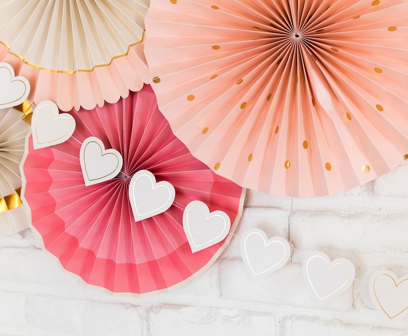 Heart Garland, Bridal Shower Garland, Heart Bridal Shower Banner, Bridal Shower Decorations, Hearts Banner, Engagement Party Garland imagen 1
