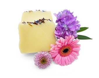 Jabón fresco de flor de mantequilla de ducha - jabón rico para pieles secas - vegano, sin aceite de palma y sin plástico