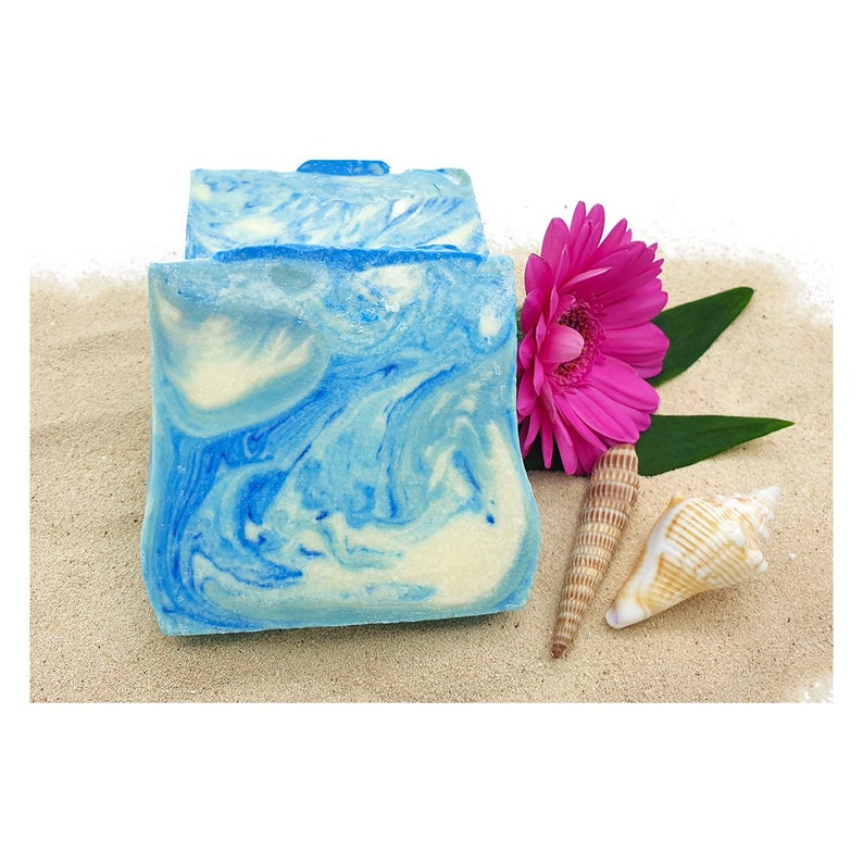 Sea Breeze Soap vegan, palm oil free and plastic free. image 1