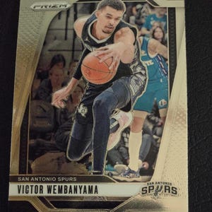 Victor wembanyama prizm  card