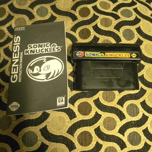 Authentic Sonic and knuckles for sega  with original booklet