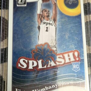 Victor wembanyama rookie  card