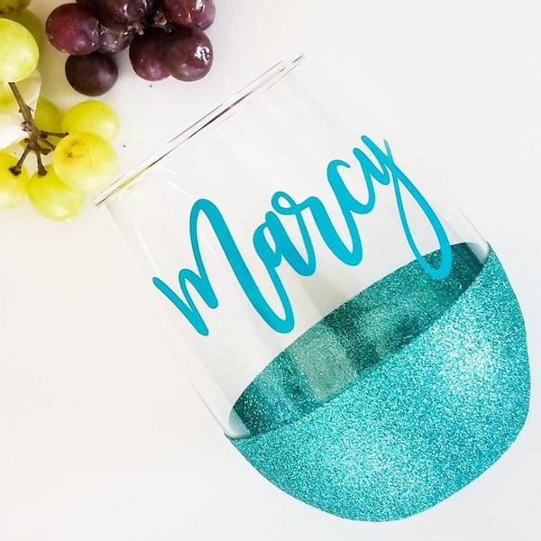 Stemless Personalized glitter wine glass - Gifts for Bridesmaids - Gifts for friends- Wine lovers - Glass with name - Large wine glasses