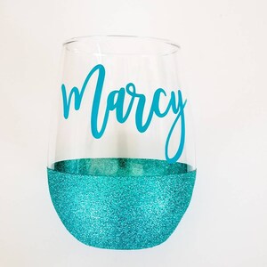 Stemless Personalized glitter wine glass Gifts for Bridesmaids Gifts for friends Wine lovers Glass with name Large wine glasses image 4
