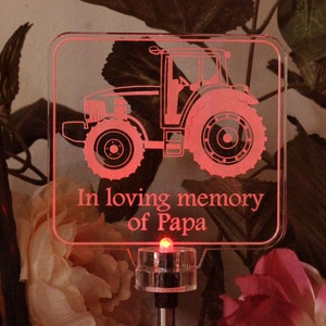 Personalized tractor Solar Light, Grave Marker, Memorial Plaque, Garden Light, Cemetery plaque, Outdoor, Sympathy Bereavement Gift 2 sizes zdjęcie 9