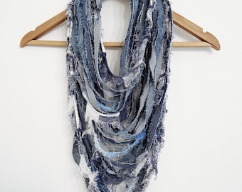 Vaqueros reciclados Vaqueros deshilachados Bufanda de mezclilla Collar Tela Joyería Textil Collar de mezclilla llamativo Collar grande Bufanda Abrigo Traje de festival