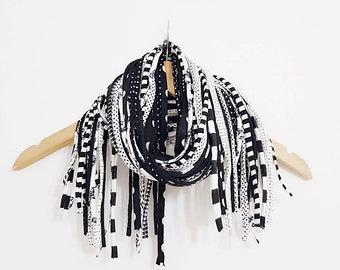 Meerstrengige sjaal ketting lange dubbele omslag skinny sjaal textiel sieraden omzoomde sjaal unieke designer sjaals veel strengen sjaal uniek
