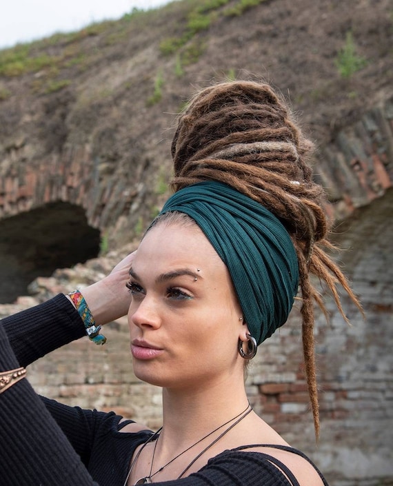 Green head best sale scarf