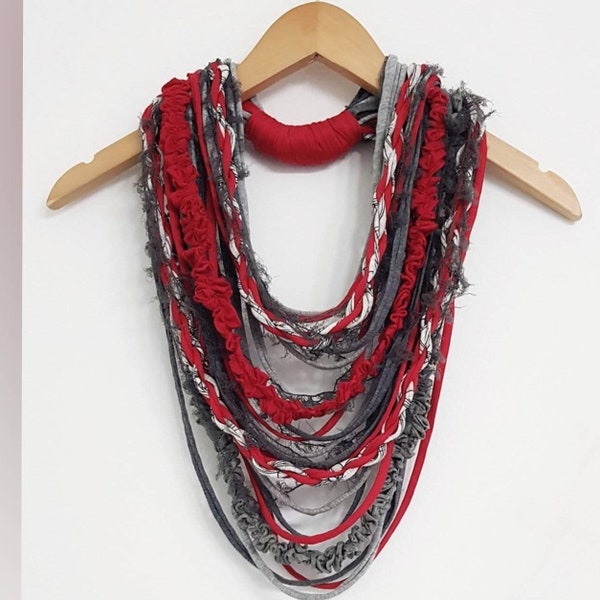 Collier en tissu péritel rouge gris Collier textile écharpe infinité abstraite écharpes pour femmes accessoires de mode uniques écharpe pour femme débraillée