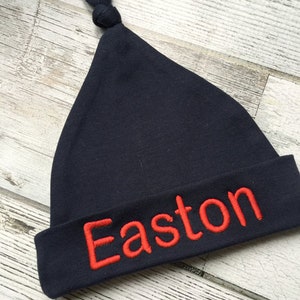 Personalized Knotted Beanie hat UNISEX for BOYS and GIRLS / Baby Shower Gift / Baby photo prop