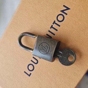 Louis Vuitton Lock Vintage - Etsy Louis Vuitton Lock Vintage - Etsy