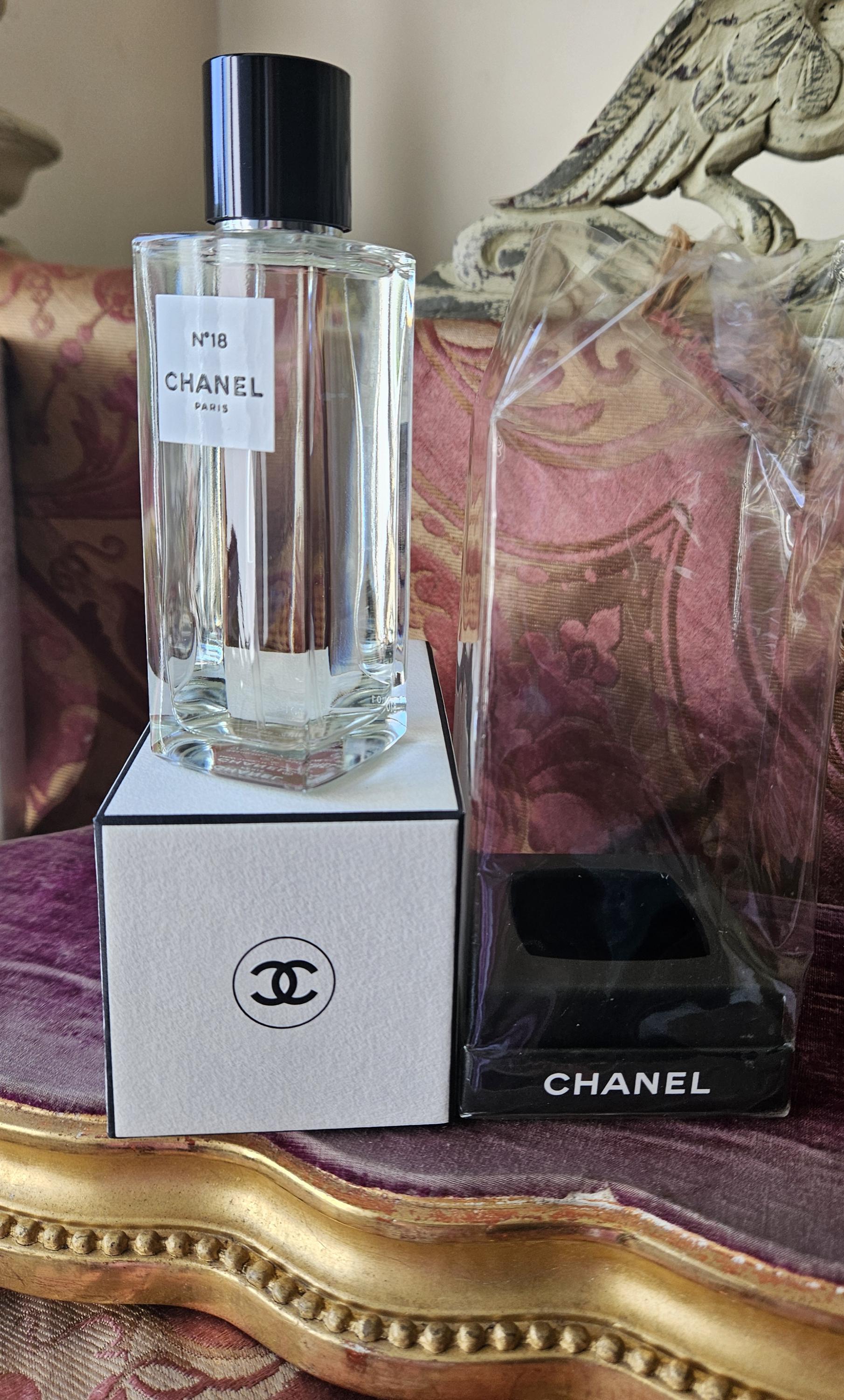 CHANEL 31 RUE CAMBON シャネル 1131 ゴールド ブローチ CHANEL (シャネル) 31 RUE CAMBON カンボンプレート ロゴ