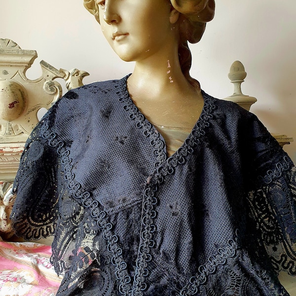 Exquisite Rare Unique 19thC Antique French Black Chantilly Lace Period Mourning Cape / Chapel Cape-Gorgeous Period Piece-Flocked Velvet Silk