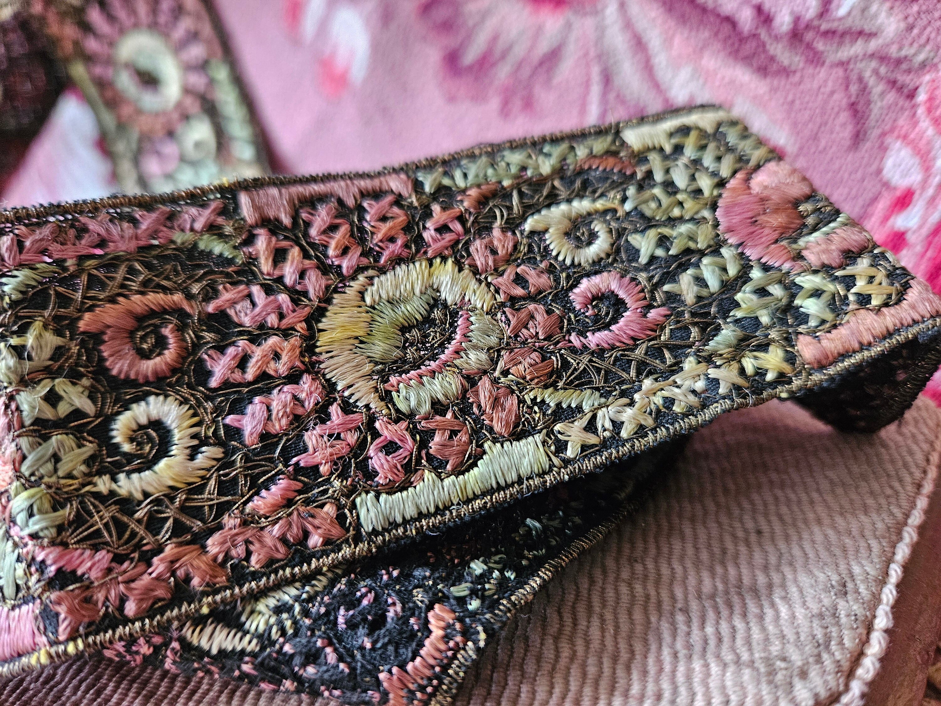 1.67 Mtrs of Rare Opulent Shimmering Gold,Black,Pink & Bronze Silk Antique French Trim, Stunning Design-Unique High Quality 19thC Galon