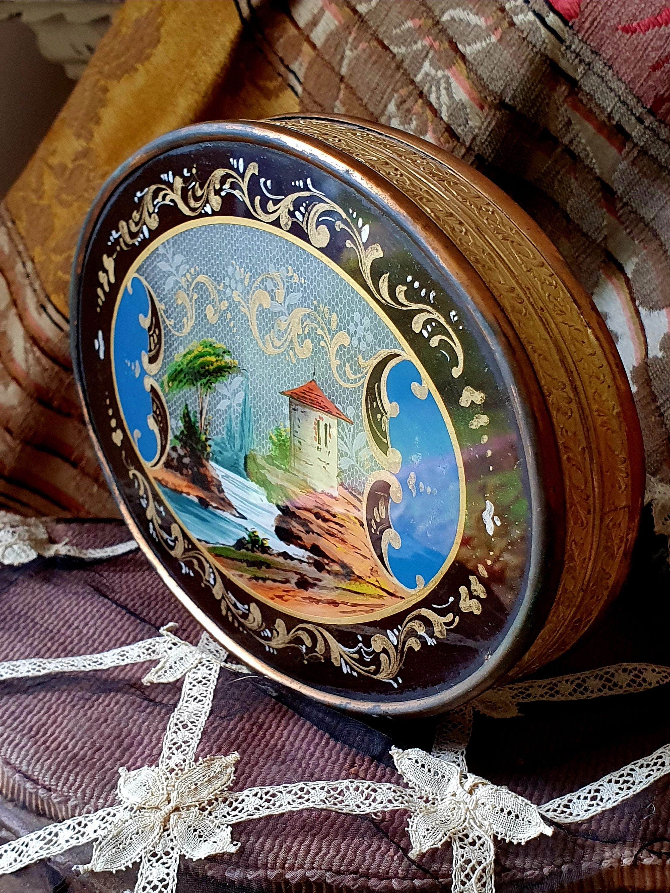 Stunning Rare 19thc Antique French Oval Scenic Reverse-painted