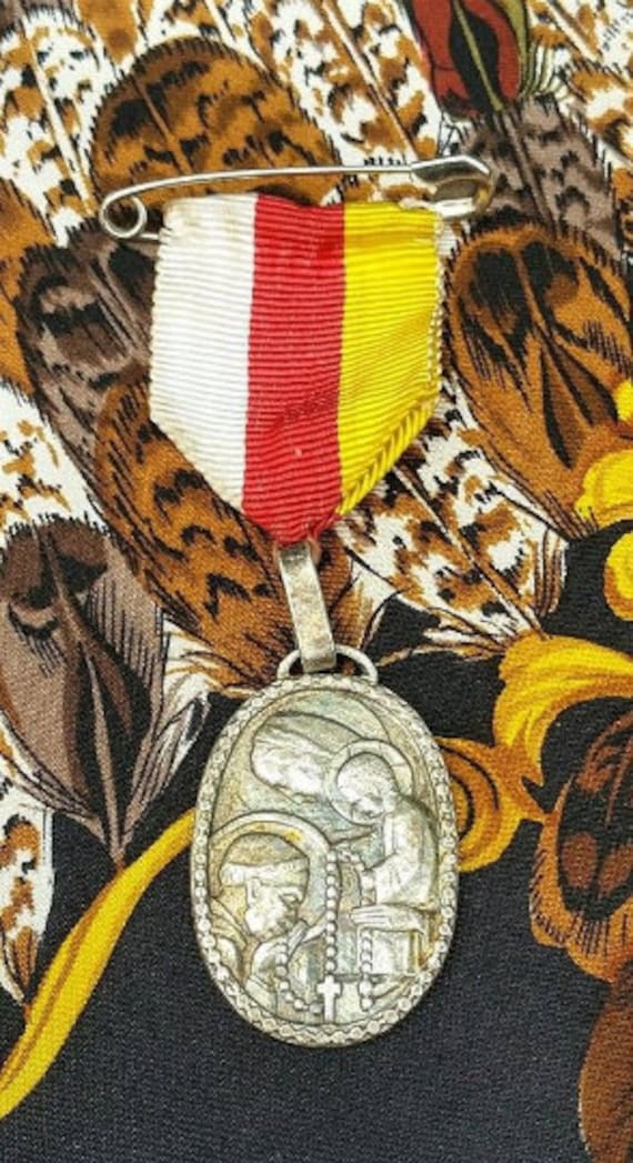 Superbe Antique Français d'argent Religieux Pelerinage Du Rosaire Notre Dame de Lourdes Médaille Sou