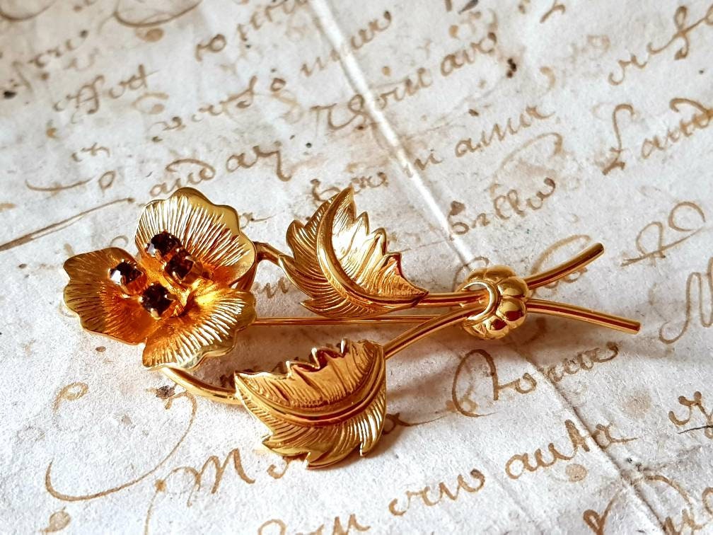 Stunning Textured Vintage French Gold Flower Pin Brooch With