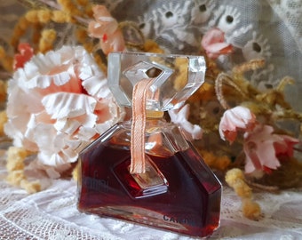 Kesma Cairo Vintage Parfum, 60 Ml New in Box, Made in France - Etsy