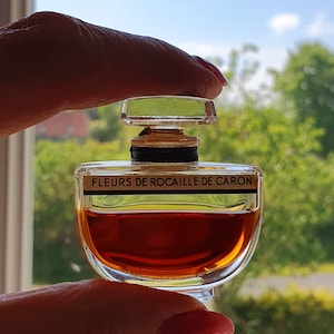 Fleurs de Rocaille / Caron 15mls Eau de Parfum / Perfume, Raro Colecionável Antigo Francês Original, c.1930 - Garrafa Boudoir em Forma Original