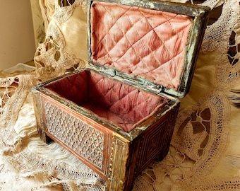 Exquisite Timeworn Antique French Petit Quilted Pink Silk Lined Rustic Themed Gilt Bronze & Copper Boudoir Chic Repoussé Toleware Casket