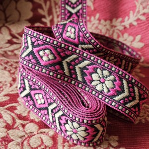 2.28 Mtrs of Exquisite Narrow Vintage French Cerise Pink & Black / Beige Embroidered Silk Passementerie Trim-Beige Motifs-Simply Stunning...