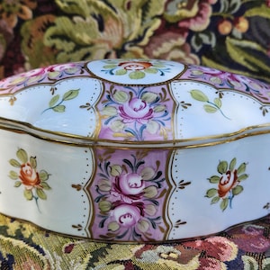Stunning Rare Paris Royal Porcelain Hand-Enamelled Florals Bonbonnière / Trinket Box-Opulent Raised Gold Enamelled Decoration-Cabinet Piece