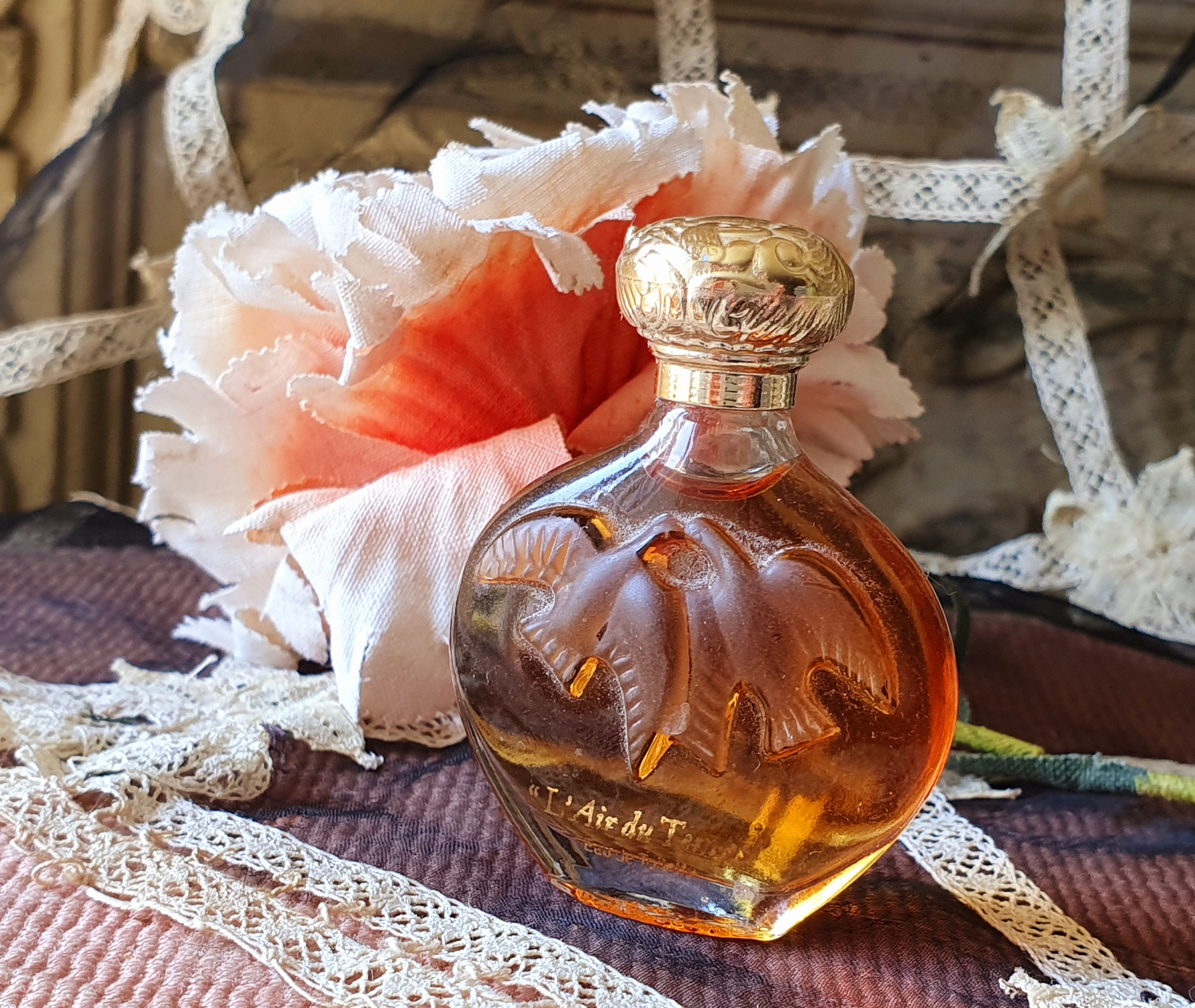 素晴らしいヴィンテージ フランス ニナ リッチ レール デュ タン