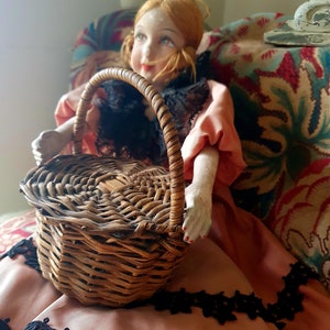 Exquisite Miniature Rustic Antique French Panier-Rare Artisanal Handcrafted Tiny Petit Version of Classic French Lidded Basket-Dolls House..