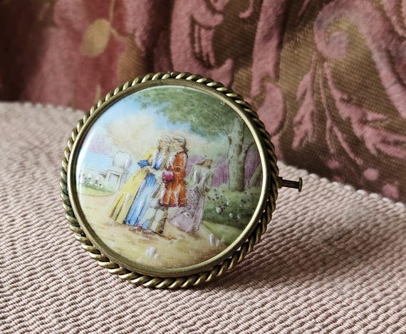 Painted Portrait Victorian Era Pendant Necklace 9K Yellow Gold