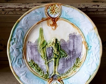 Rare Striking Antique French Faience Majolica Barbotine Jeanne D&#39;Arc / Joan of Arc Decorative Wall Plate-Superb Collectable Piece