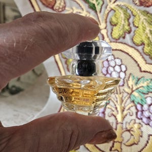 Utsökt samlarobjekt vintage fransk LANCÔME Trésor Miniatyr 7,5 ml / 0,25 Fl.oz Eau de Parfum Miniatyr samlarbar för visning, användning