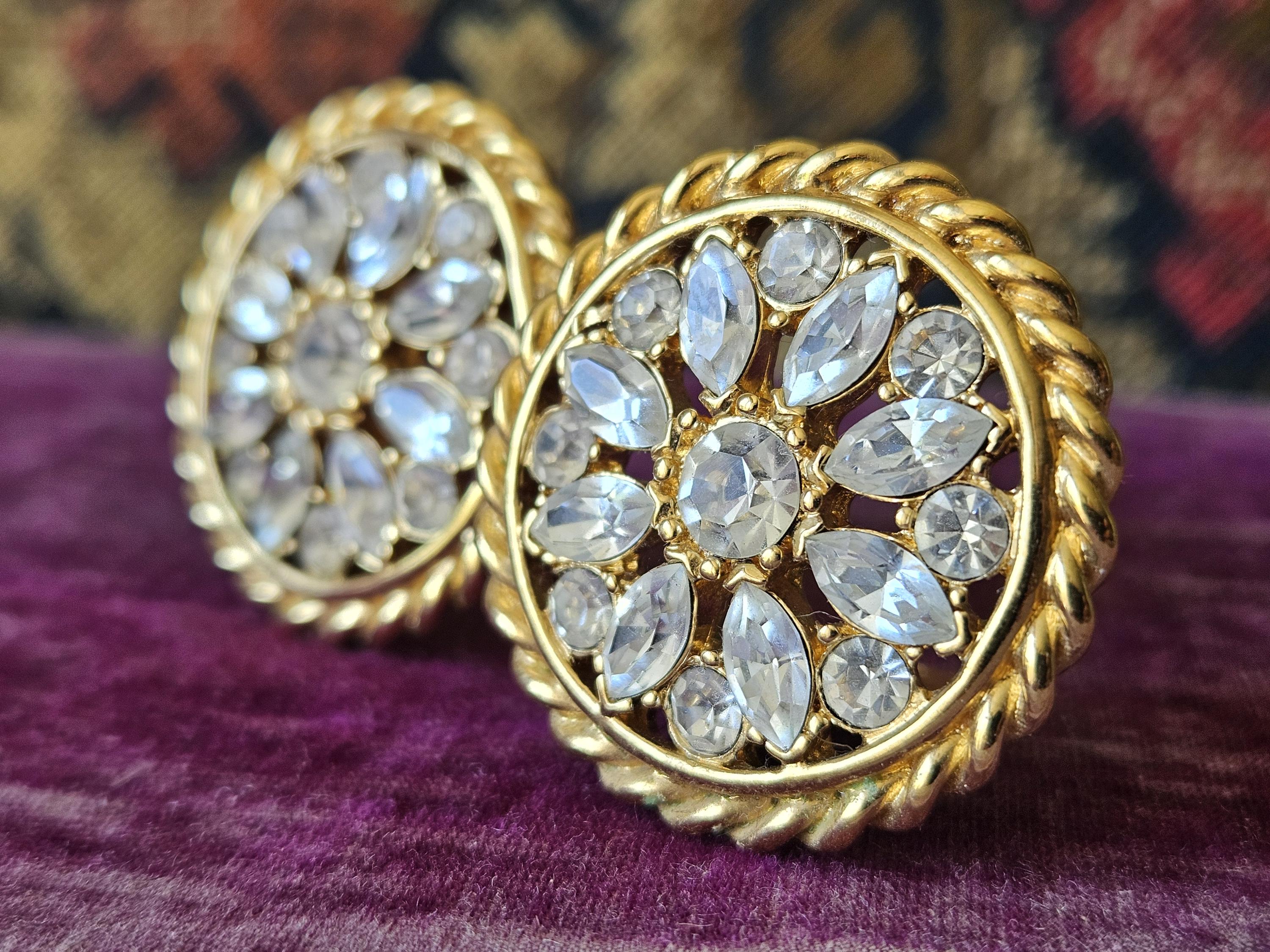 Dress 90's Women's Jewelry How To Nail '90s Inspired Jewellery